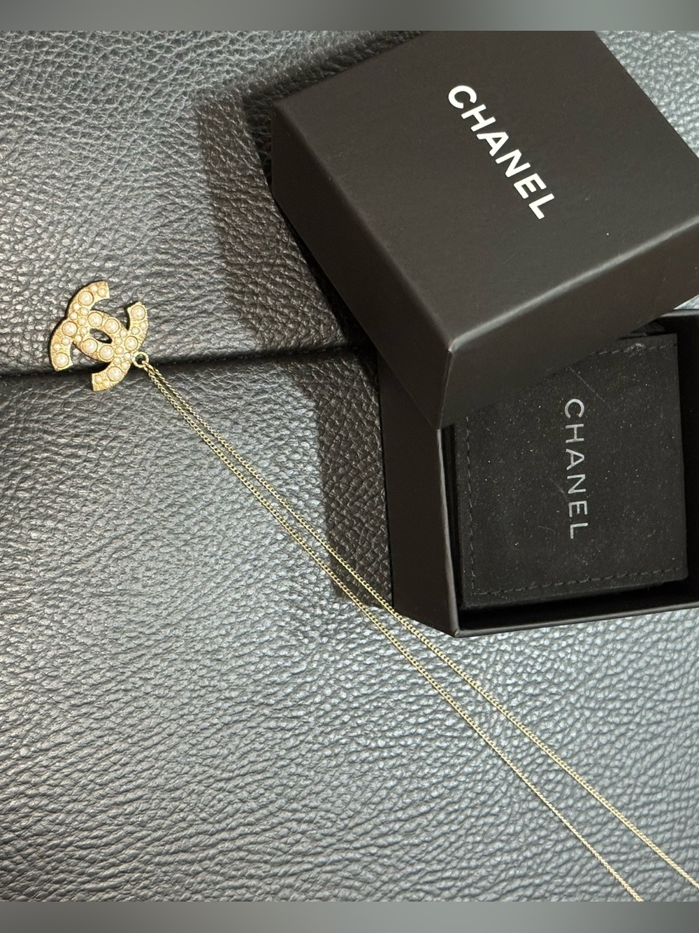 🎡🎡Random Pull of TWO Mix and Match Luxury Box, Dust Bag or Shopping Bag - Picture 5 of 9